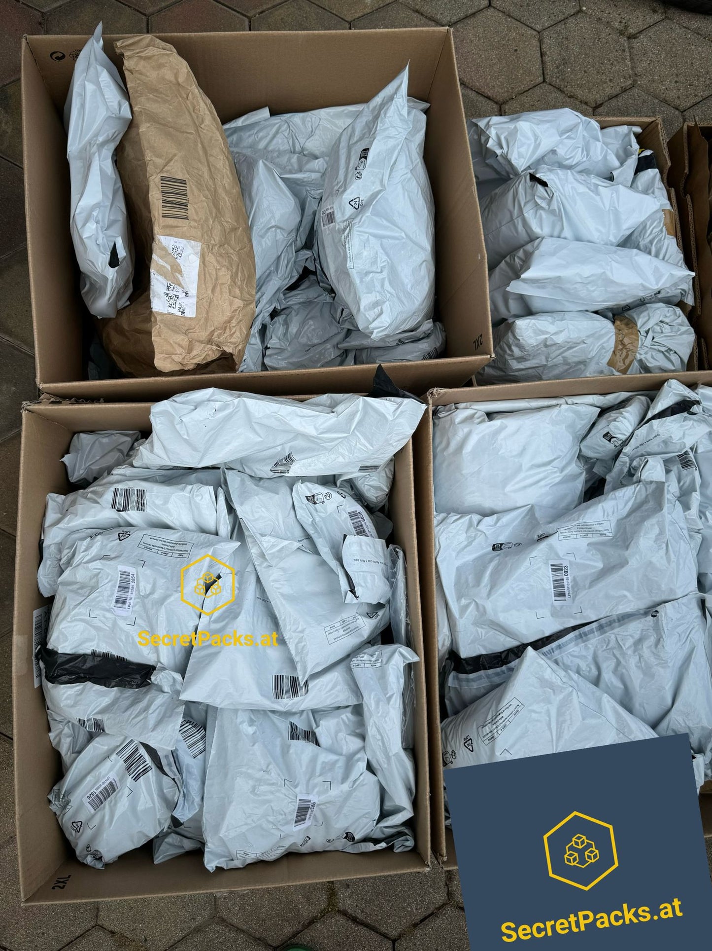 Mystery Box Amazon Retouren - Secret Box - Secret Packs - MIX 10 Pakete